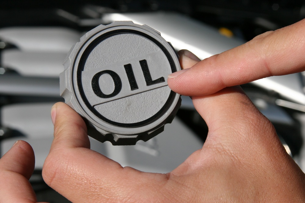 Synthetic oil vs. conventional oil: Everything you must know